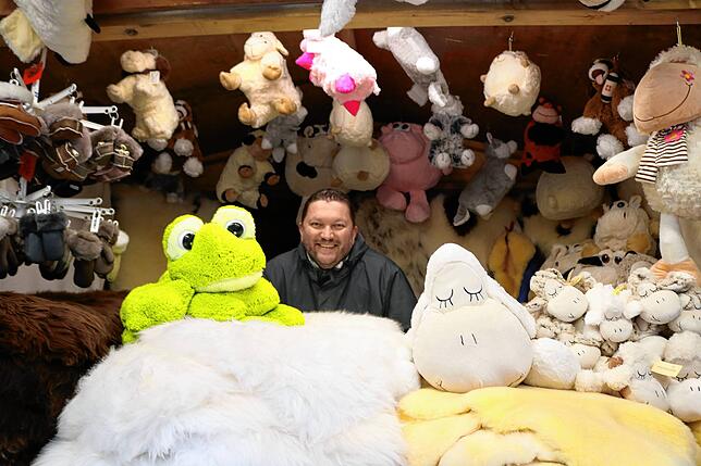 Bild 7: Besucheransturm auf dem Weihnachtsmarkt in der Ravennaschlucht