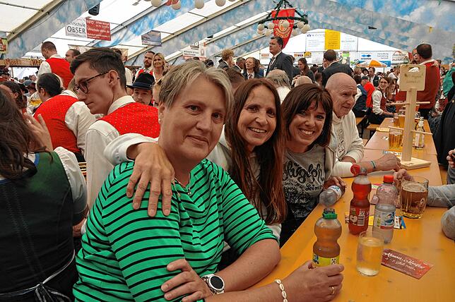 Bild 3: Die schönsten Bilder vom Pfingstmusikfest Jubiläumszug in Leimbach