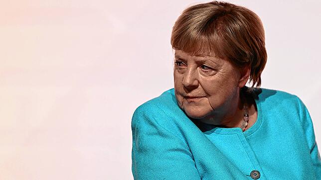 Die ehemalige Bundeskanzlerin Angela Merkel (CDU) spricht beim Interview der „Augsburger Allgemeinen“ vor Publikum.