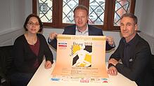 Sie stellten die Sportlerwahl vor: (von links) Adelheid Hug (Abteilungsleiterin Bildung, Jugend, Sport), Oberbürgermeister Jan Zeitler ...