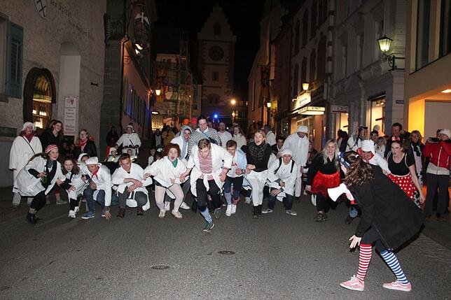 Bild 10: Jubiläums-Löwen, grantige Pudel und so viele schöne Mäschgerle: So wunderbar war die Fasnet in Überlingen
