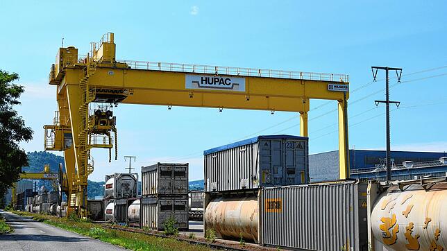 Das Hupac-Terminal im Singener Industriegebiet: Könnte in Pfullendorf ein neues Terminal für kombinierten Verkehr eröffnen, das dem ...