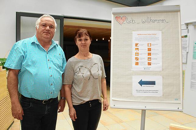 Regina und Hans-Peter Kleemann vom Berggasthof Höchsten mussten Restaurant und Hotel schließen.