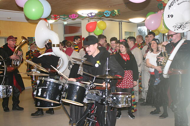 Bild 19: Unvergessliche Eindrücke: Schmutziger Donnerstag in Stühlingen – Die besten Fasnacht-Bilder!