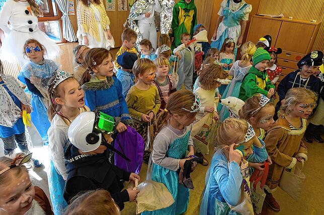Bild 7: Bilder der Schulbefreiung in Wellendingen