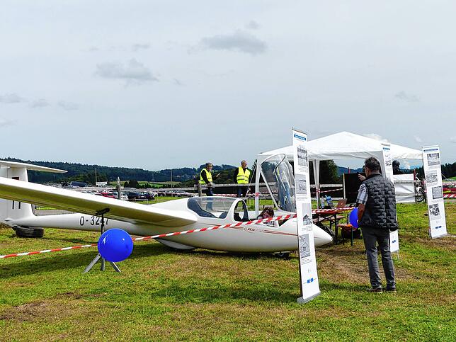 Bild 15: Großer Erfolg beim Jubiläums-Flugplatzfest in Rickenbach-Hütten