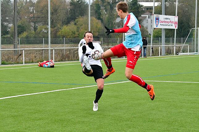 Bild 2: SV Herten siegt mit 10:0 beim FC Tiengen 08 &ndash; und wir haben Bilder!