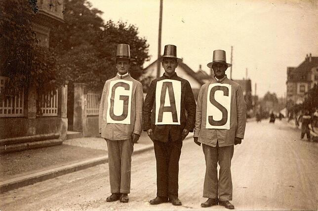 1925 wurde das Gaswerk in Singen gebaut – und so sah damals eine Werbekampagne für den neuen Brennstoff aus.
