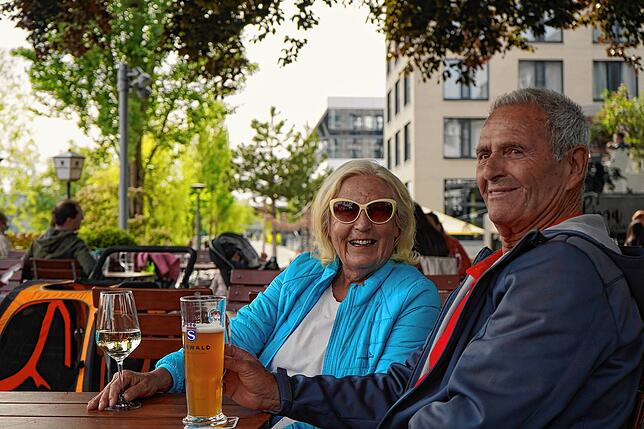 „Uns gefällt die Lage am Seerhein, das Publikum, man kann hier gut mit dem Rad hinkommen“, sagen Kurt und Gabi Curssow über die Seekiste.