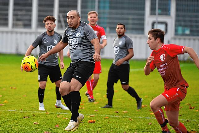 Bild 10: FC Schlüchttal unterliegt bei Bosporus FC Friedlingen trotz deutlicher Überzahl mit 1:2 &ndash; und wir haben die Bilder!