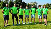 Mit gestärktem Selbstvertrauen sieht Bezirkspokalsieger FC Bräunlingen der Saison 2021/22 entgegen (von links): Patrick Paganini ...