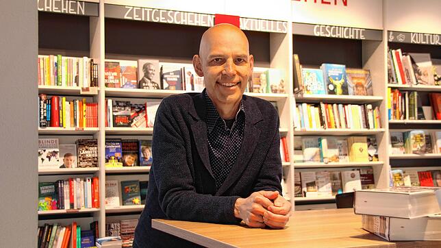 Christoph Greuter übergibt die Buchhandlungen in Singen, Radolfzell, Tuttlingen und Rottweil zum 1. Juli.