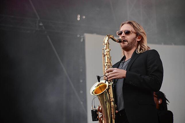 Bild 14: Die besten Bilder vom Auftritt von Tom Odell auf dem Southside 2024