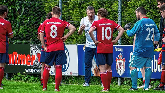 Premiere: Bisher spielten der SV Niederhof und der FC Binzgen als SG im Bezirk Hochrhein. Pünktlich zum 60. Geburtstag des FC Binzgen ...