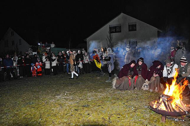 Bild 19: Alle Bilder des Hugeloh Narrenspiels