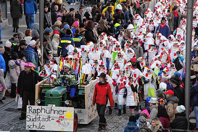 Bild 31: Bilder vom großen Kinderumzug in VS-Villingen am Schmotzigen &ndash; Teil 2