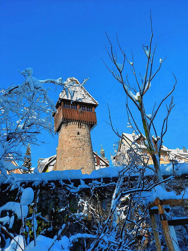Bild 1: Winterzauber in Tiengen: So schön zeigt sich das Städtchen rund um den Storchenturm