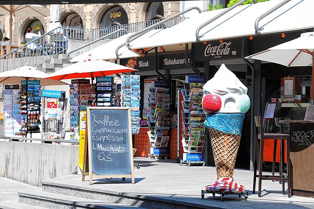 Was darf es sein? Kaffee, Cappuccino oder Espresso? Auf dem Weg zur Marktstätte kommt ein wenig das Gefühl von Dolce Vita &ndash; ein ...