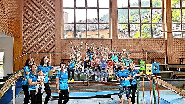 Die 14 Teilnehmer mit den Betreuerinnen des Turnvereins Triberg freuen sich über jede Menge Ferienspaß.  Foto: Sabrina Freudig