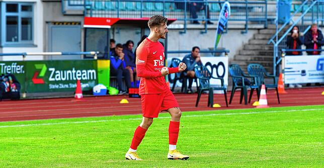 Bild 29: Neuer Spitzenreiter FC Tiengen 08 besiegt den TuS Efringen-Kirchen mit 4:1 &ndash; und wir haben Bilder!