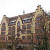 Von 1927 bis 1980 war auf der Ostseite der Hansjakob-Schule im Erdgeschoss das &bdquo;Städtische Wannen- und Brausebad&ldquo; Waldshut, ...