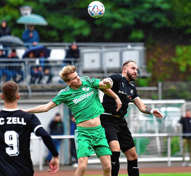 Bild 12: FC Zell besiegt den SV Waldhaus mit 3:0 – und wir haben Bilder!