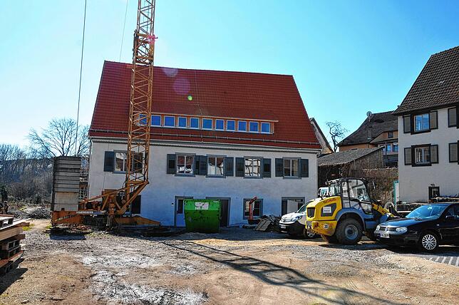 Das Haupthaus des ehemaligen Mühlenhauses ist originalgetreu saniert, jedes Detail wurde mit dem Denkmalamt abgesprochen werden.