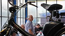 Der Vorsitzende Klaus de Monte bei der Hauptversammlung des Vereins &bdquo;Oldtimer- und Fahrzeugmuseum Engen&ldquo;. Bild: Christel Rossner