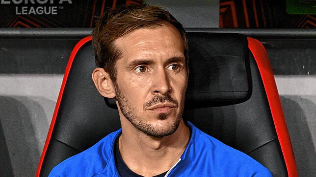 Julian Schuster im Europap-Park Stadion. Der SC Freiburg hat Schuster als Streich-Nachfolger bestätigt