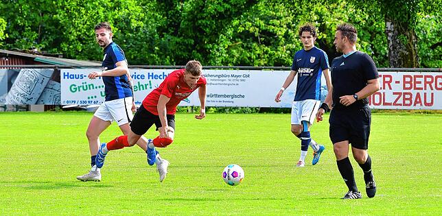 Bild 10: FC Hochrhein besiegt den VfB Waldshut mit 4:2 – wir haben Fotos!