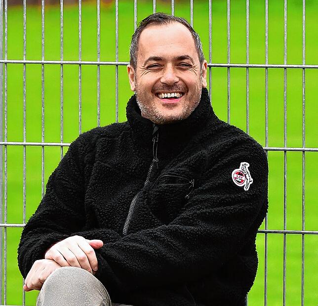 Freut sich aufs fünfte Jahr: Trainer Daniel Pietzke (49) hat beim SV Buch bis Sommer 2026 verlängert.