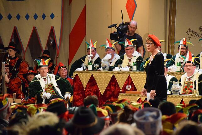 Bild 41: Bilder von der Narrengerichtsverhandlung gegen Annegret Kramp-Karrenbauer (1)
