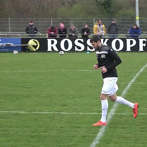 Das Spiel der Woche! Der FC 08 Villingen zieht durch zwei Caligiuri-Assists ins Halbfinale ein