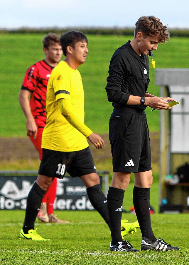 Bild 19: Remis im Duell Walbertsweiler-Rengetsweiler mit FC Öhningen-Gaienhofen. Wir haben die besten Bilder!