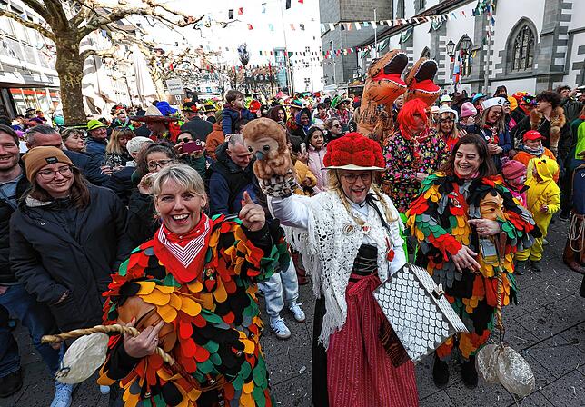 Bild 20: Fastnachtsumzug Radolfzell 2025: Alle Bilder vom farbenfrohen Spektakel