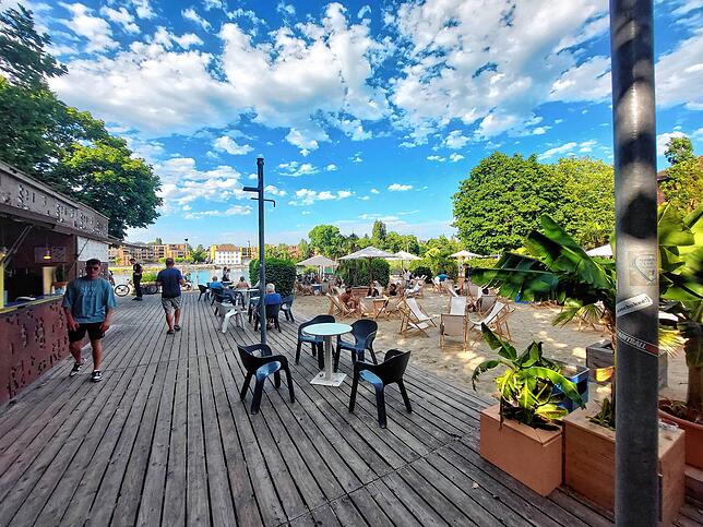 Die Strandbar direkt am Seerhein an der HTWG.