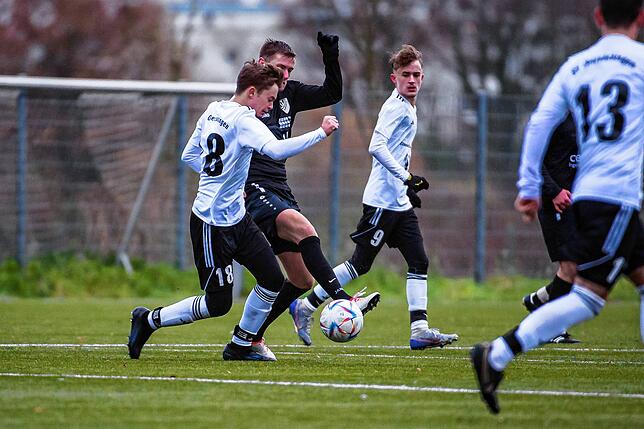 Bild 6: SV Obersäckingen beendet Serie des SV Eschbach mit 2:1 &ndash; und wir haben Bilder!