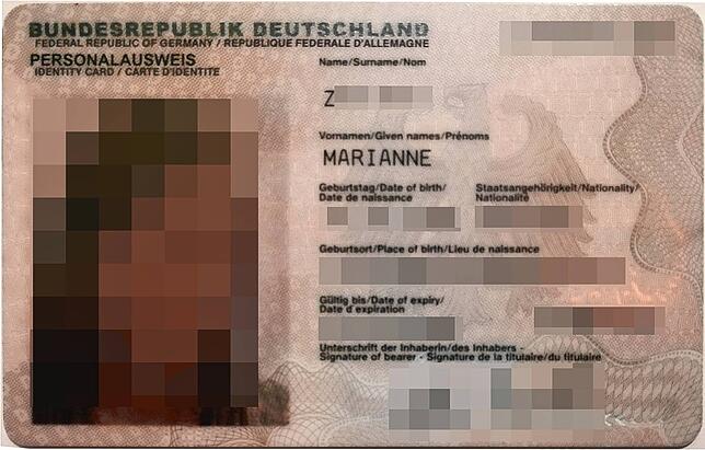 Mit diesem eingescannten Ausweis weist sich die Anbieterin als Marianne Z. aus und versucht sich bei Matthias Helmke Vertrauen zu ...