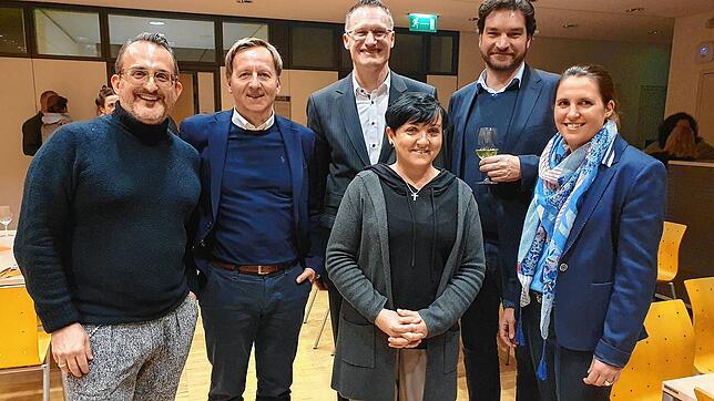 Thomas Wartner (Vorsitzender des Werbe- und Förderungskreises Waldshut), Oberbürgermeister Philipp Frank, Stefan Aust (Vorstand der ...