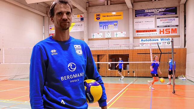 Christian Pampel. Trainer der Herren-Mannschaft. Der Ex-Nationalspieler war beim TSV Mimmenhausen Spieler und Spielertrainer und ist nun ...