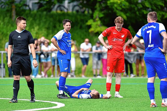 Bild 16: Der FC Radolfzell gewinnt gegen den FC Pfaffenweiler klar mit 5:0 – und wir haben die Fotos!