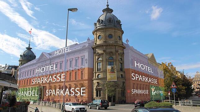 Konstanz, Marktstätte: Die Sparkasse vermietet den größeren Teil ihrer Immobilie in 1A-Lage. Die Verwaltung zieht dauerhaft und komplett ...