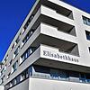 Der Zutritt zum Elisabethhaus ist wegen eines Corona-Falles derzeit verboten. Es handelt sich um eine Vorsichtsmaßnahme, um Bewohner und ...