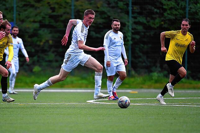 Bild 3: SV 08 Laufenburg siegt 4:1 gegen den FV Herbolzheim – und wir haben Bilder!