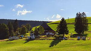 Der Campingplatz beim Michelhof wird gut angenommen. Nun soll er erweitert werden. Foto: Wilder Michel