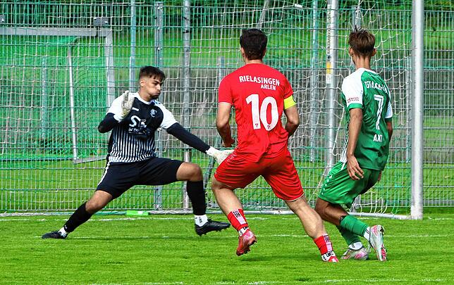 Bild 9: TSV Aach-Linz schlägt 1. FC Rielasingen-Arlen II mit 3:1. Wir waren mit der Kamera dabei!
