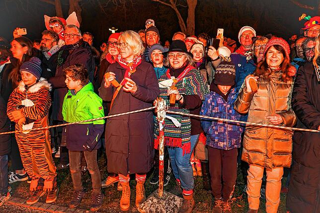 Bild 10: Fastnachtsverbrennung in Radolfzell: Die schönsten Bilder vom traditionellen Spektakel