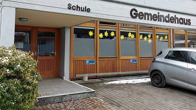 Die Zukunft der Hegner Schule ist offen. In der Gemeinde Allensbach mit allen Ortsteilen soll über den Erhalt oder eine Schließung ...