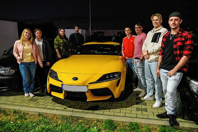 Parken und gucken? Gerne. Doch lärmen und rasen will diese Gruppe aus dem Hegau nicht, wie sie erklärt.