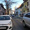 Derzeit ist die Hauptstraße noch ein El Dorado für den Kfz-Verkehr: Eine Fußgängerzone gibt es nicht, der Gehweg ist schmal, am ...